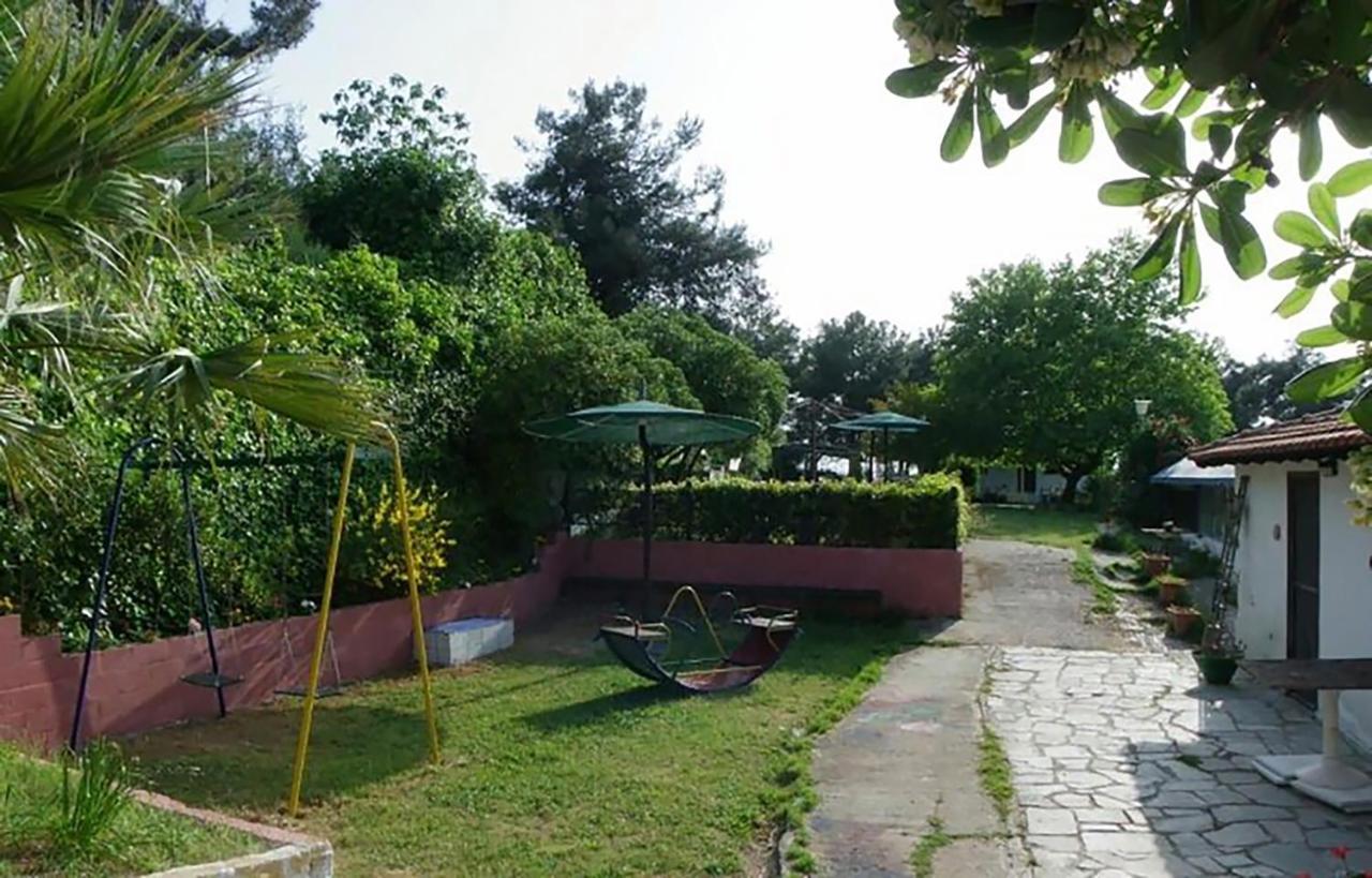 Seaside Villa Nea Poteidaia Exterior foto